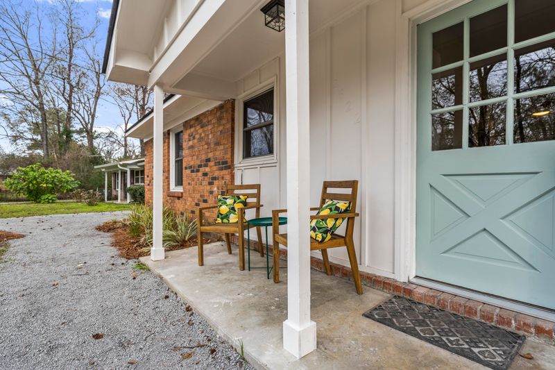 2622 Sal Ln, North Charleston, SC 29406