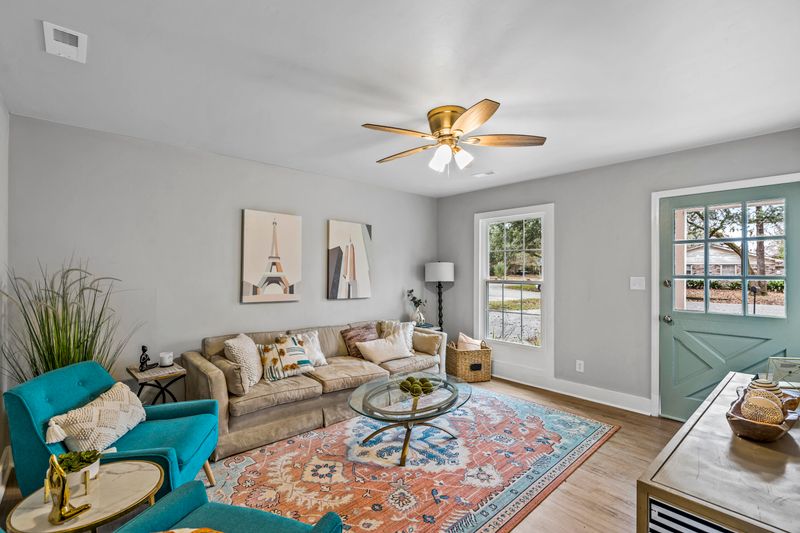 2622 Sal Ln, North Charleston, SC 29406