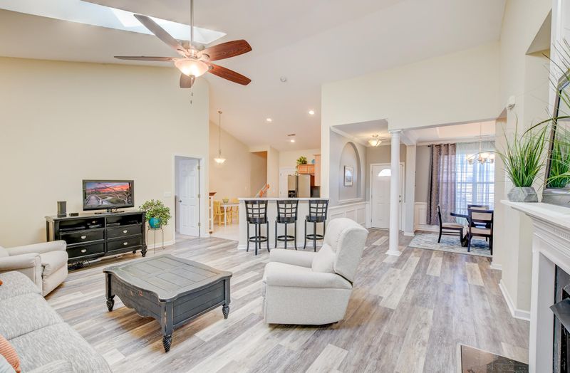 9334 Ayscough Rd, Summerville, SC 29485