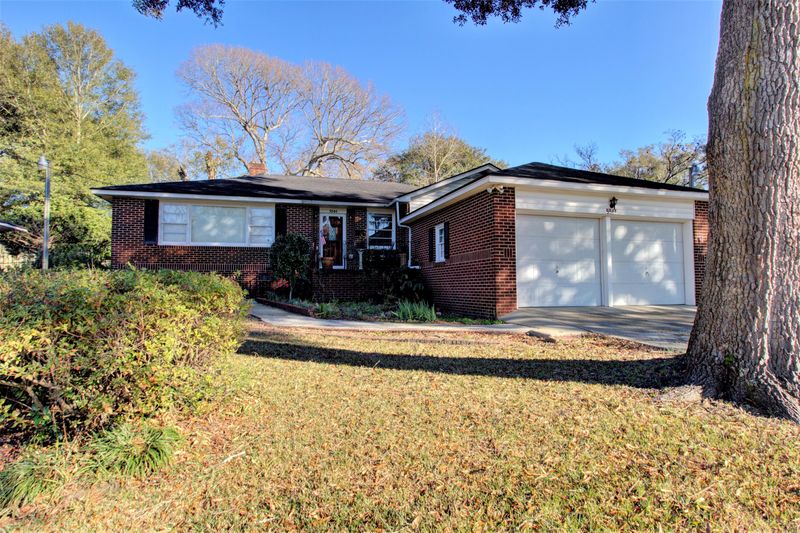 5044 Victoria Ave, North Charleston, SC 29405