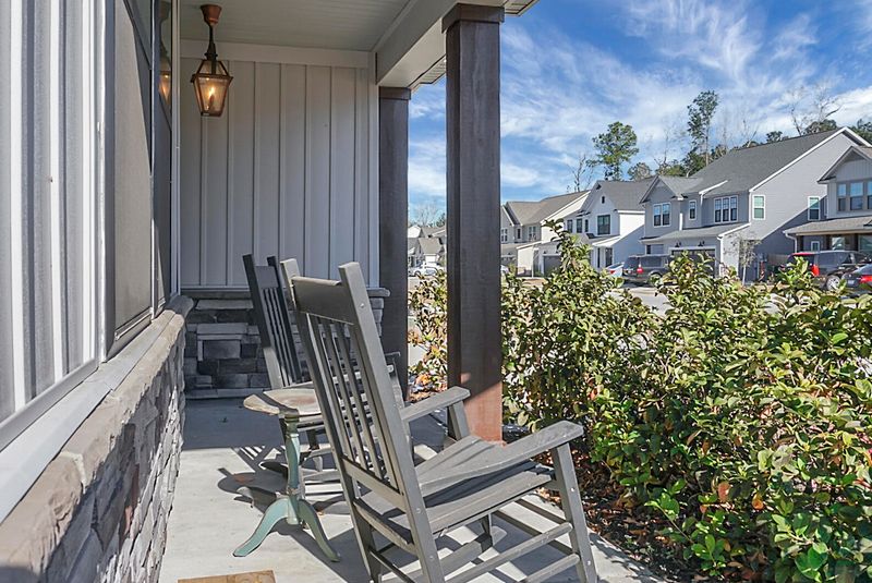 222 Whirlaway Dr, Moncks Corner, SC 29461