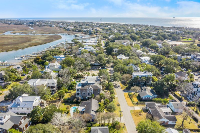 1306 Thompson Ave, Sullivans Island, SC 29482