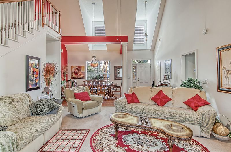 390 Arlington Dr, Charleston, SC 29414