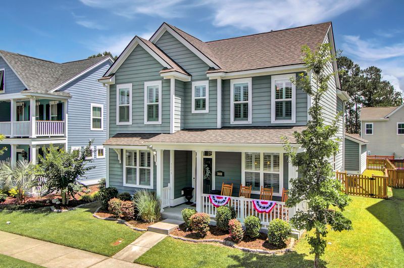 3008 Memorial Dr, Charleston, SC 29414