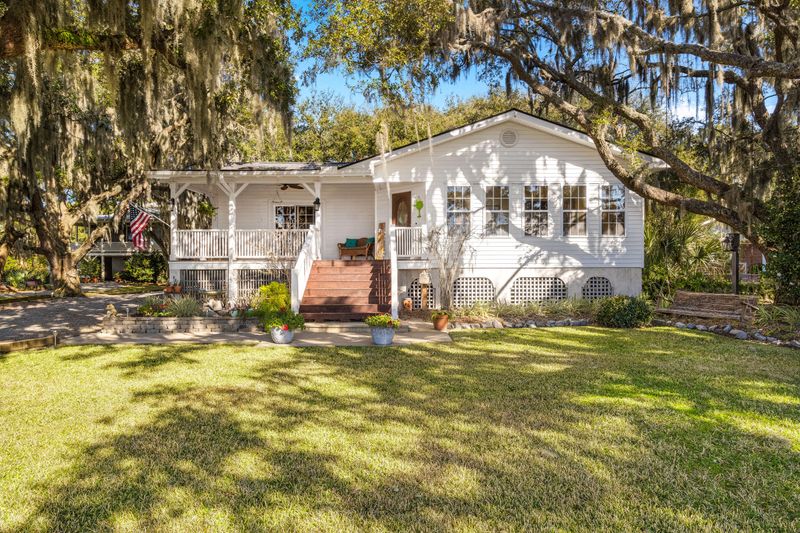 160 Wappoo Rd, Charleston, SC 29407