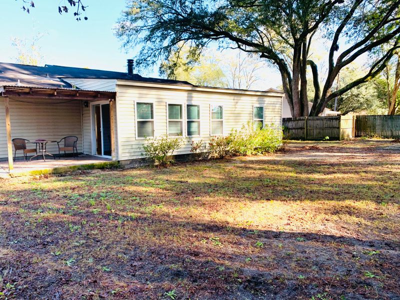 102 Birchwood Dr, Summerville, SC 29483