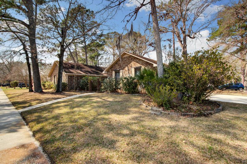 1004 Colonial Pines Dr, Ladson, SC 29456