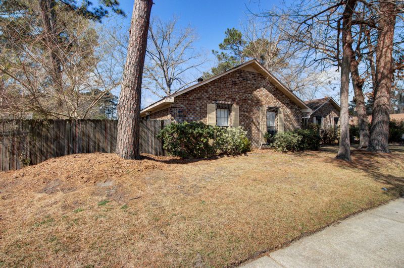 1004 Colonial Pines Dr, Ladson, SC 29456