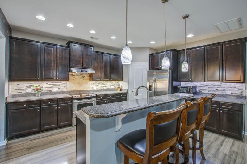 1409 Oldenburg Dr, Mount Pleasant, SC 29429