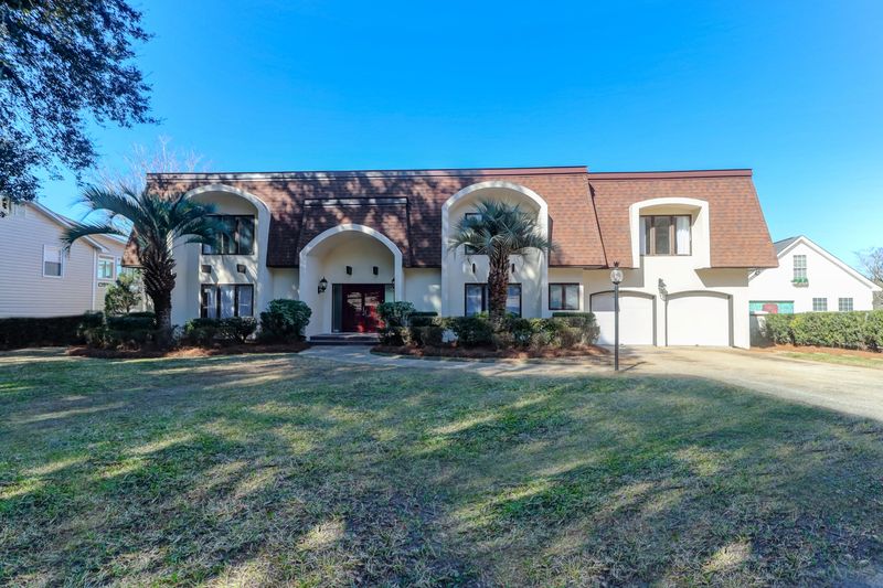 1014 Dominion Dr, Hanahan, SC 29410