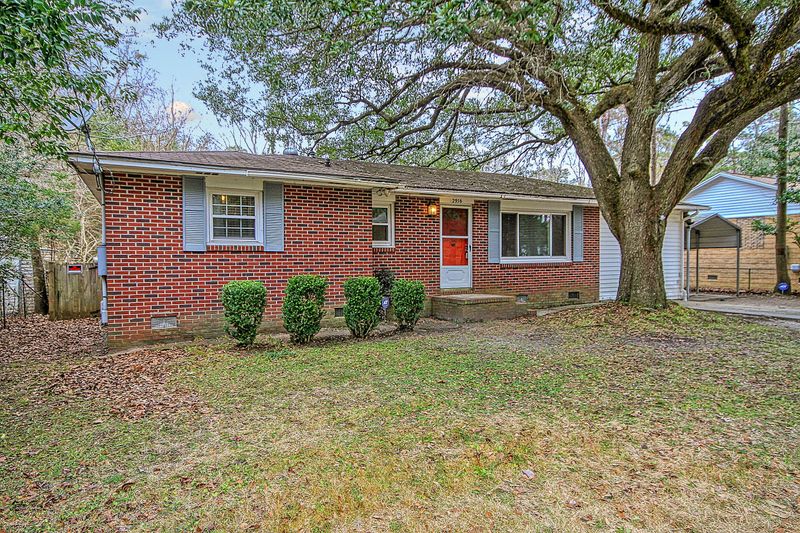 2916 Otranto Rd, North Charleston, SC 29406