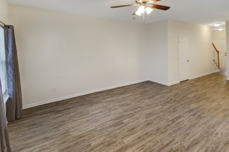 152 Pine Shadow Dr, Goose Creek, SC 29445