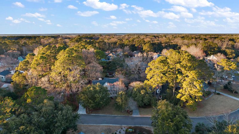 525 Rice Hope Dr, Mount Pleasant, SC 29464