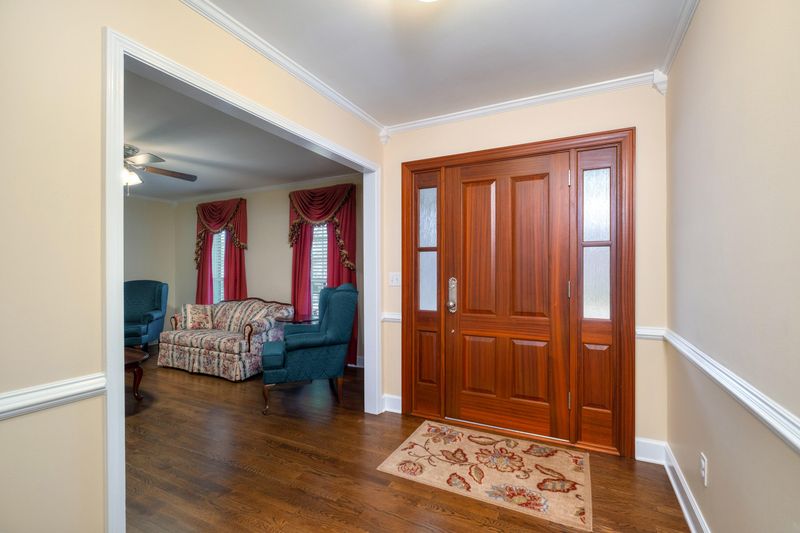 113 Huckleberry Ln, Summerville, SC 29485