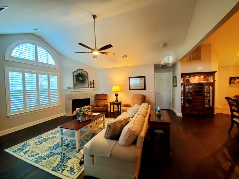 8800 Dorchester Rd #2703, North Charleston, SC 29420