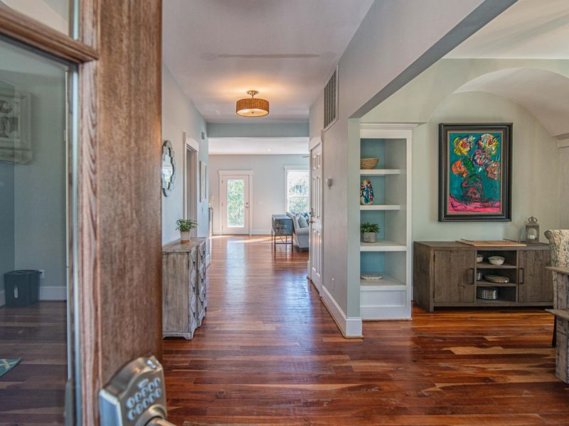 1936 Shields Ln, Mount Pleasant, SC 29466