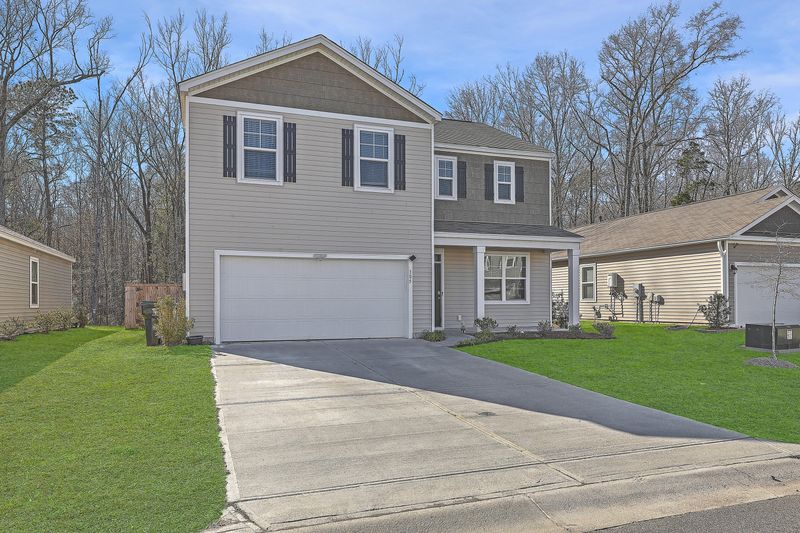 305 Mincy St, Moncks Corner, SC 29461