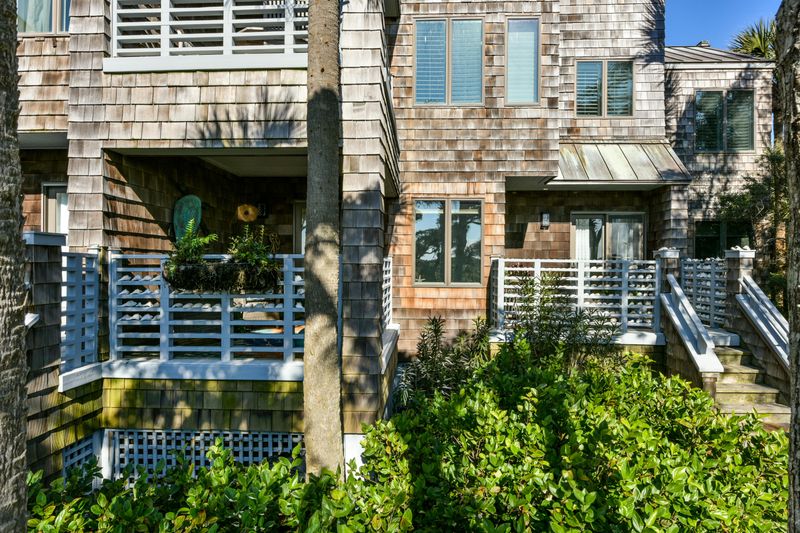 4444 Sea Forest Dr, Kiawah Island, SC 29455