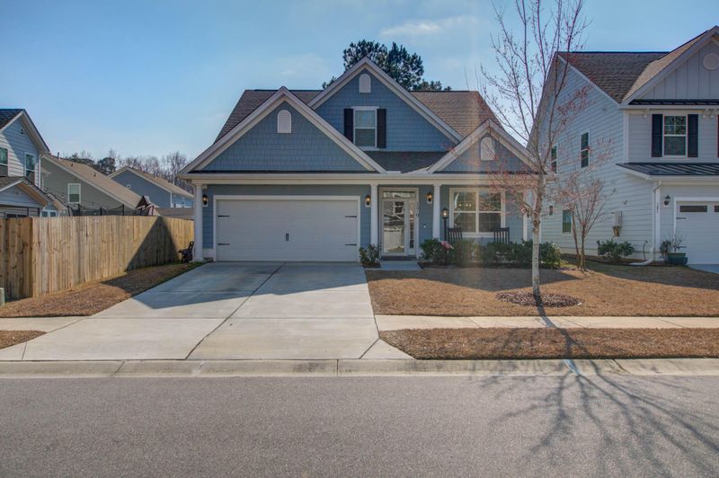 179 Longdale Dr, Summerville, SC 29483