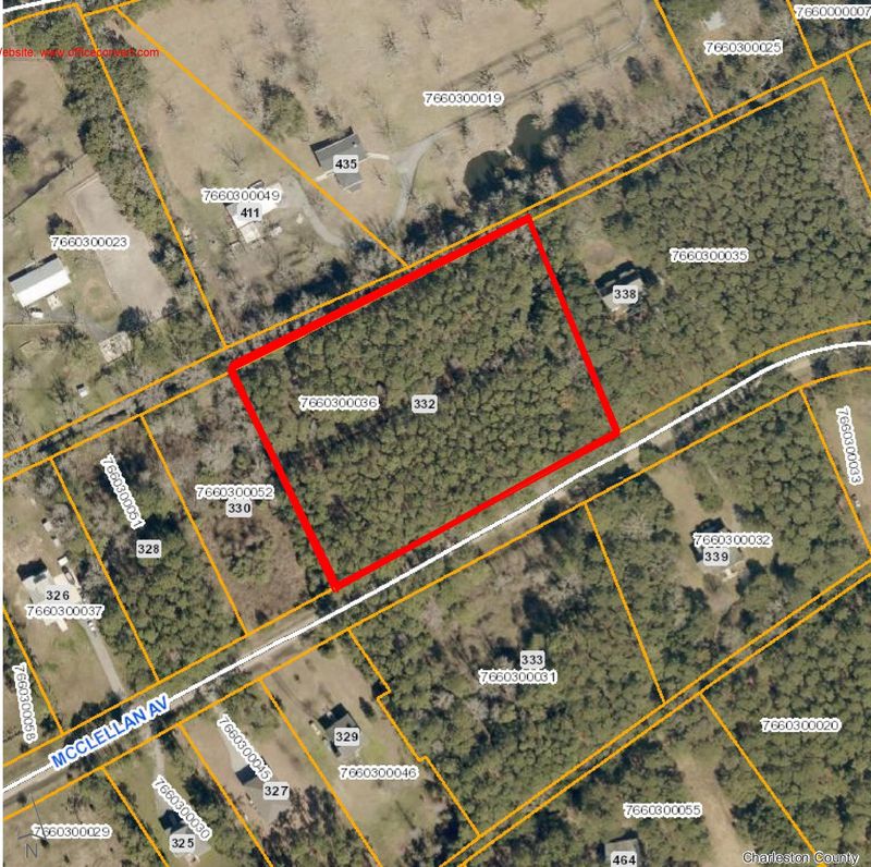 332 Mcclellan Ave, Mcclellanville, SC 29458