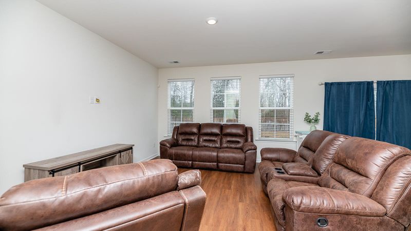 1734 Refuge Dr, Ladson, SC 29456