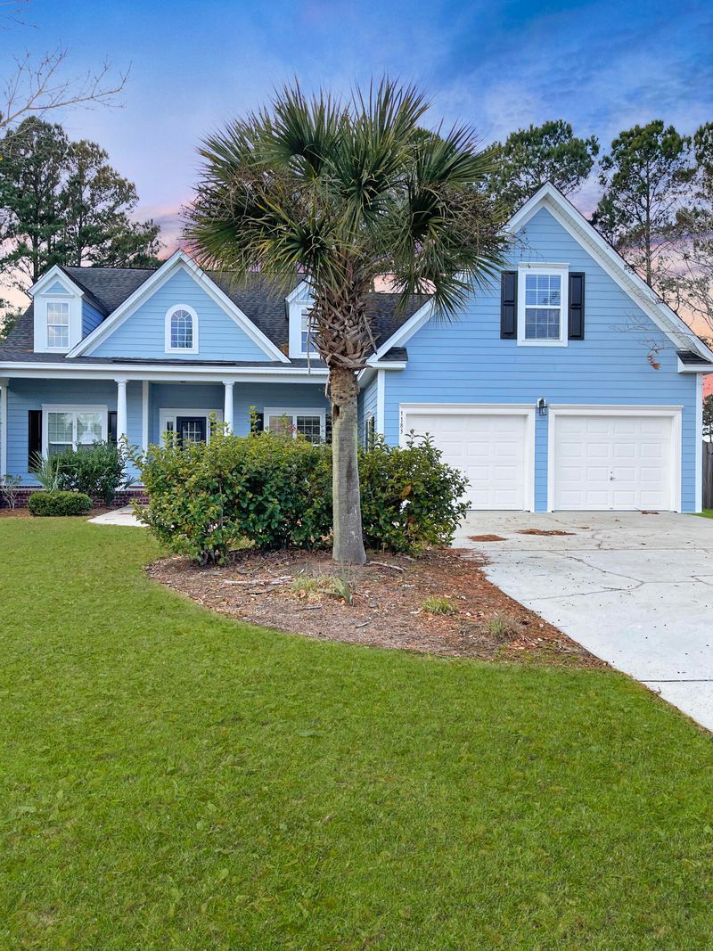 1183 River Reach Dr, Charleston, SC 29492