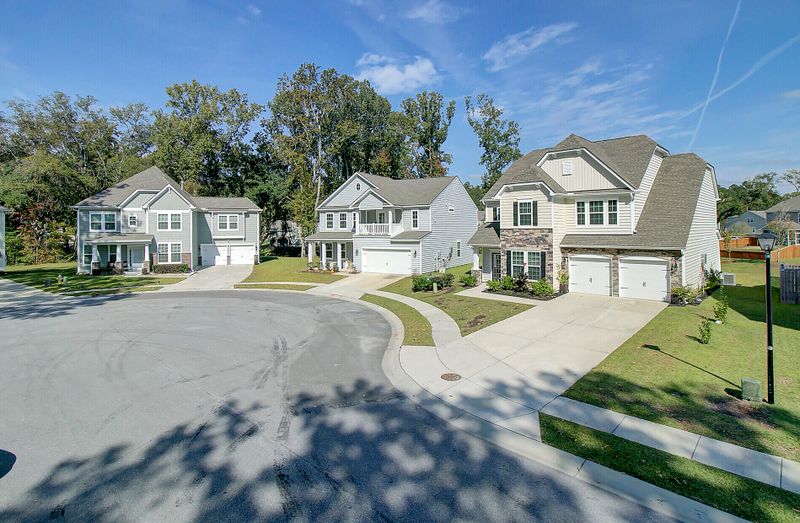 7005 Carolina Rose Rd, Hanahan, SC 29410