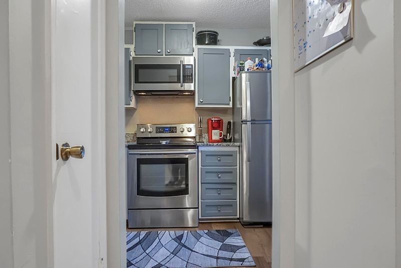 423 Miami St #A, Ladson, SC 29456