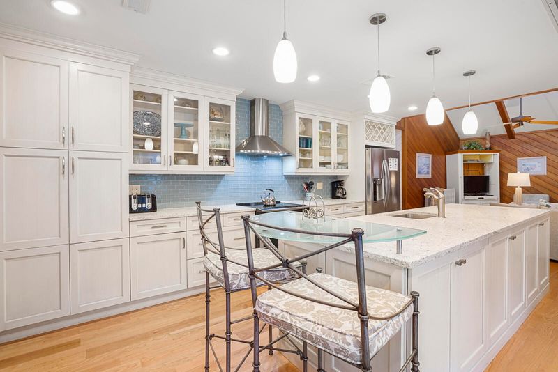 370 Red Bay Rd, Kiawah Island, SC 29455