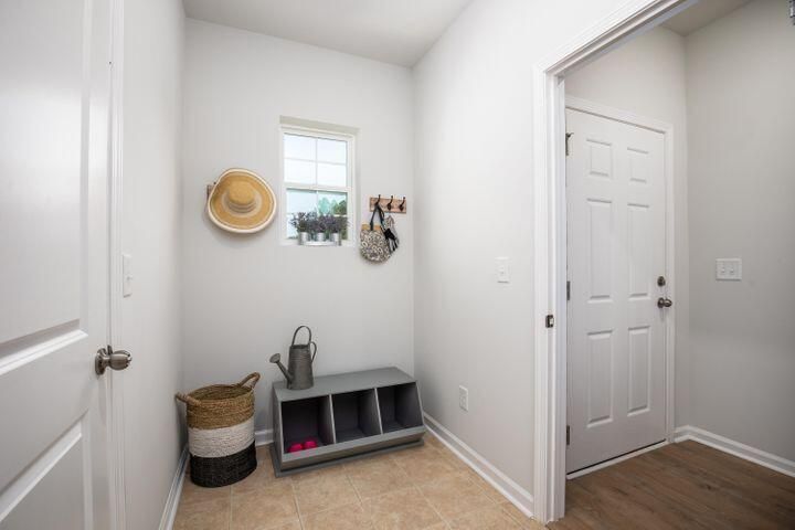 326 Saddlewood Dr, Charleston, SC 29414
