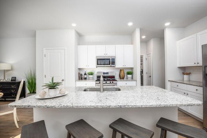 326 Saddlewood Dr, Charleston, SC 29414