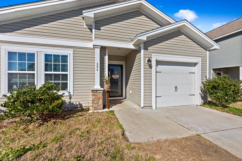 484 Rockville Rd, Moncks Corner, SC 29461