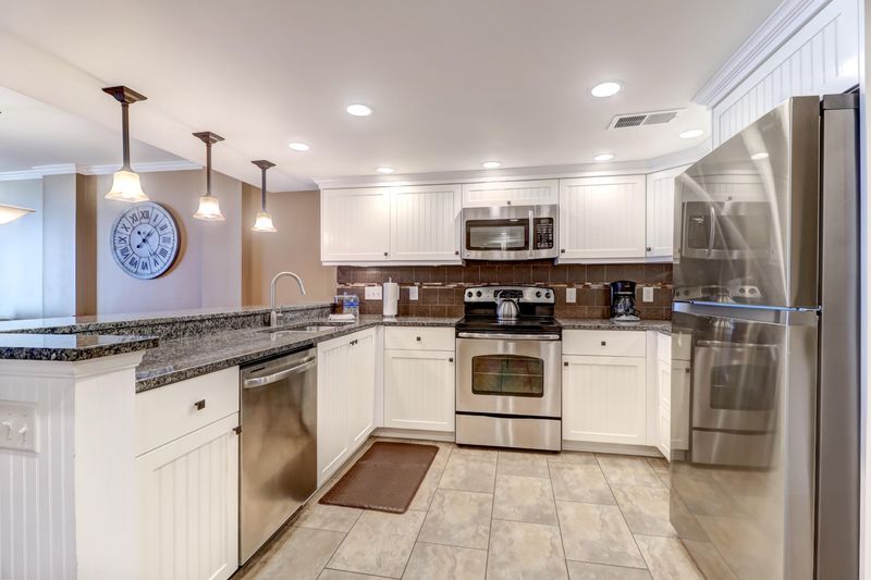 7600 Palmetto Dr #D425, Isle Of Palms, SC 29451