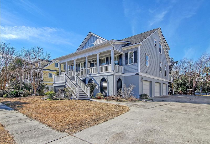 2010 Shields Ln, Mount Pleasant, SC 29466
