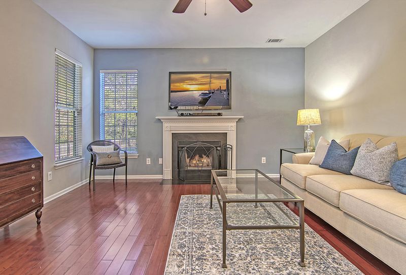 374 Antebellum Ln, Mount Pleasant, SC 29464