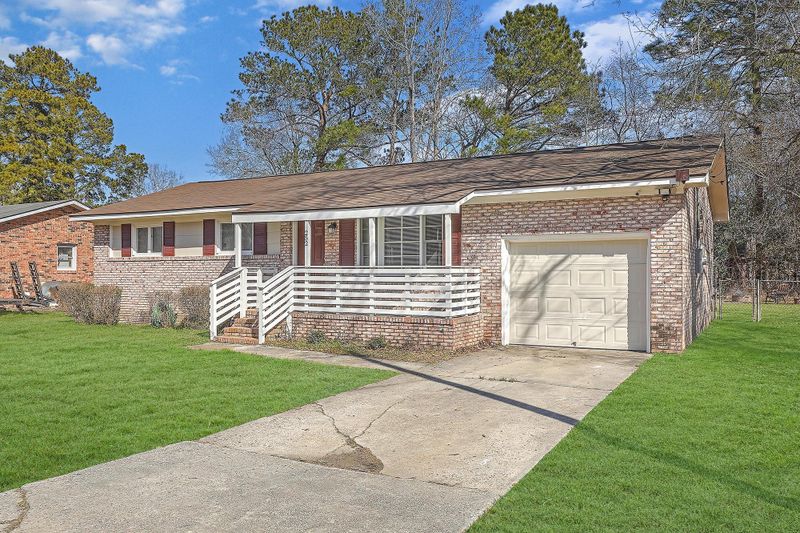 252 Jean Wells Dr, Goose Creek, SC 29445