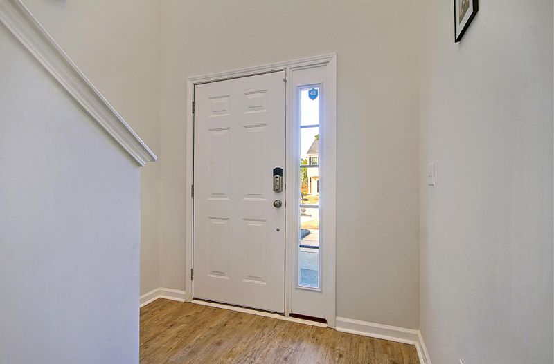 138 Guinness Ln, Moncks Corner, SC 29461