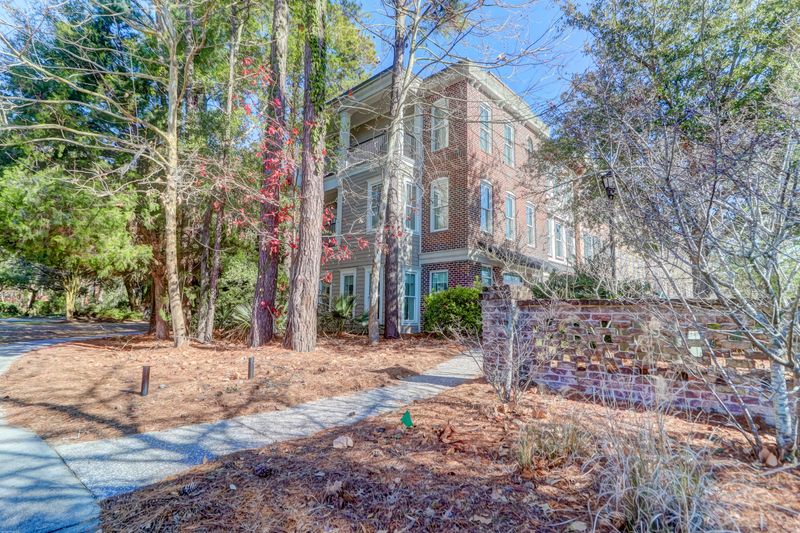 708 S Shelmore Blvd #100 & 200, Mount Pleasant, SC 29464