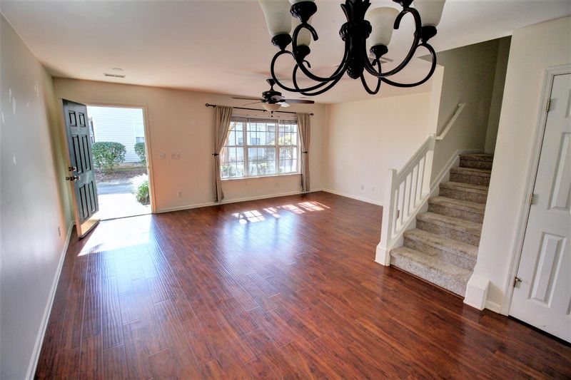 7985 Shadow Oak Dr, North Charleston, SC 29406