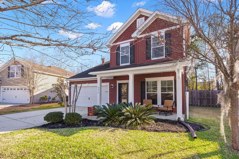 8474 Signal Island Dr, North Charleston, SC 29420