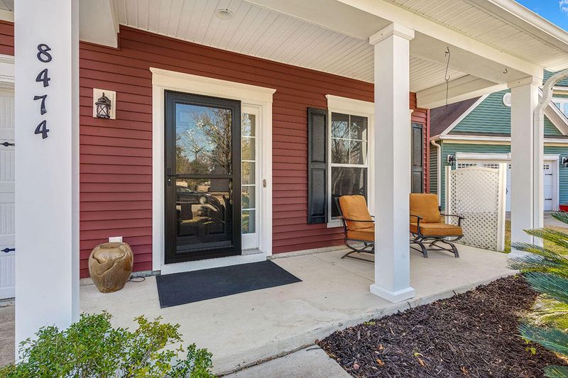 8474 Signal Island Dr, North Charleston, SC 29420