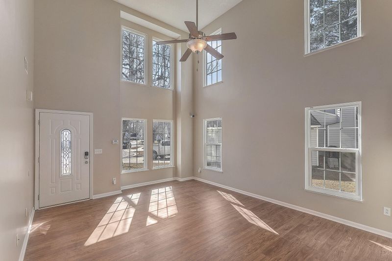 209 Challis Ct, Goose Creek, SC 29445