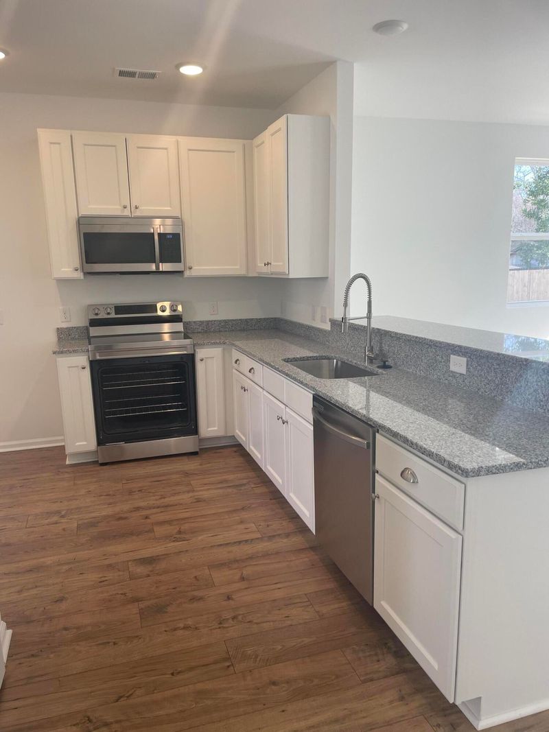 172 Spencer Cir #27, Summerville, SC 29485