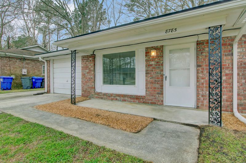 8785 Bucknell Dr, North Charleston, SC 29406