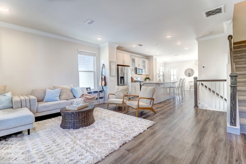 134 Rowans Creek Dr, Charleston, SC 29492