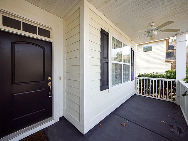 7220 Mossy Creek Ln, Hanahan, SC 29410