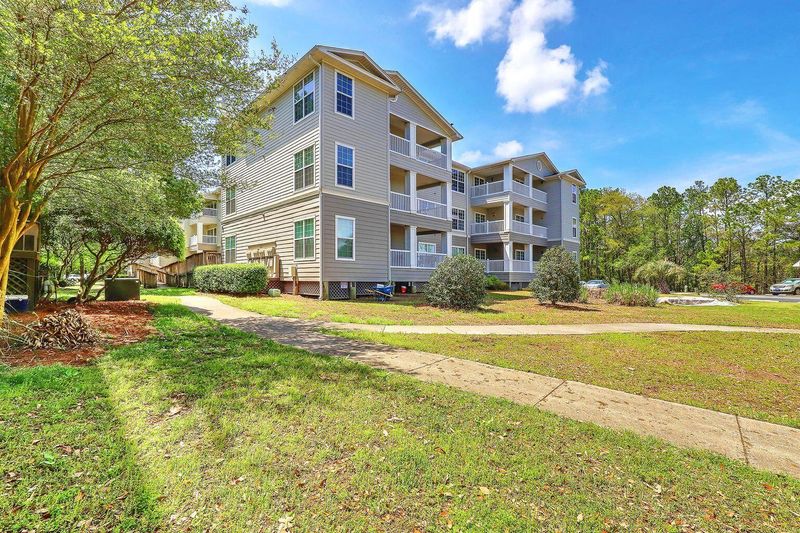 700 Daniel Ellis Dr #3202, Charleston, SC 29412