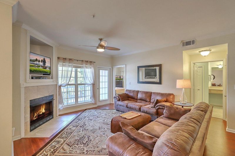 700 Daniel Ellis Dr #3202, Charleston, SC 29412