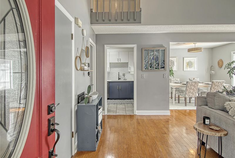 34 Maplecrest Dr, Charleston, SC 29412