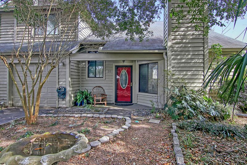 34 Maplecrest Dr, Charleston, SC 29412